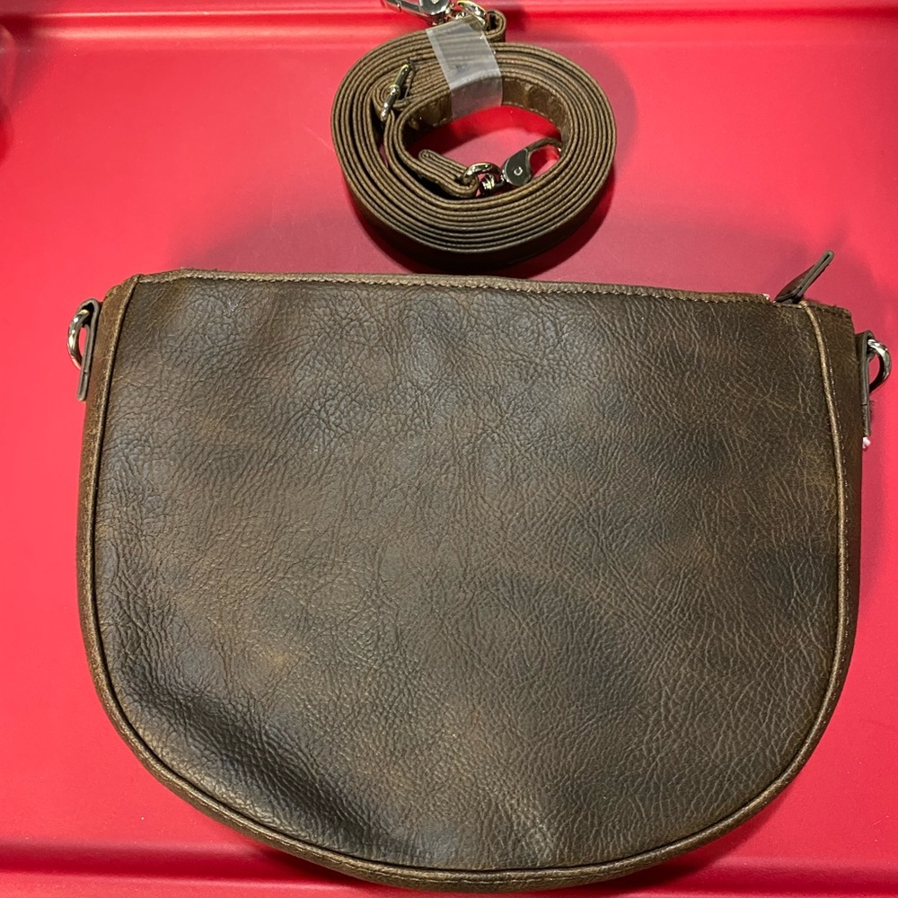 NWT HALFMOON CROSSBODY
